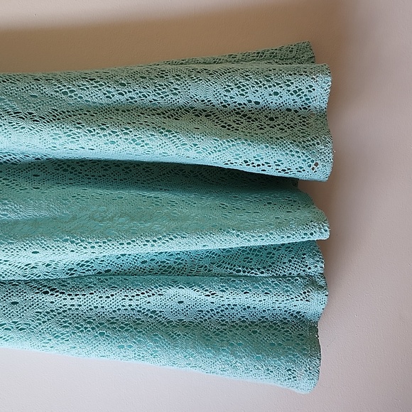 Dress - Picture 2 of 5